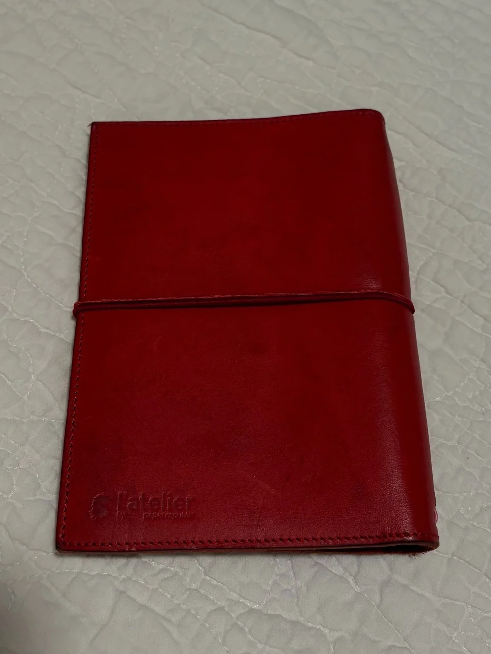 Paper Republic A6 Le Portfolio in Red